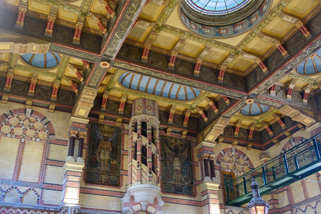 Inside Groningen Main station Inside Groningen Main station