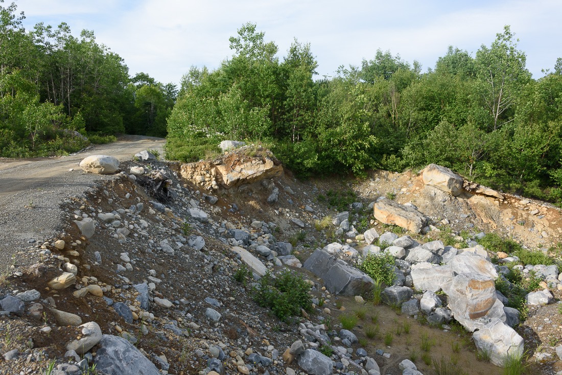 Normal road or Quarry? Normal road or Quarry?