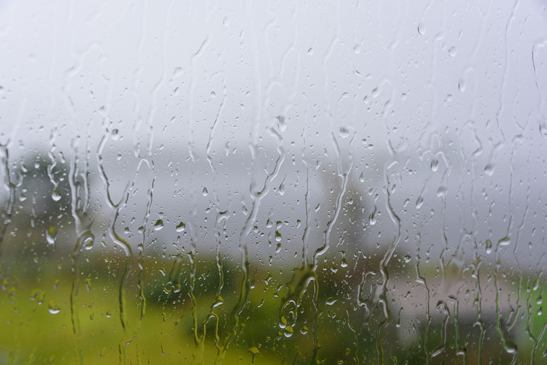 Here comes that rain again Here comes that rain again