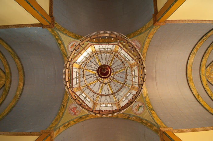 Viewing up Viewing up