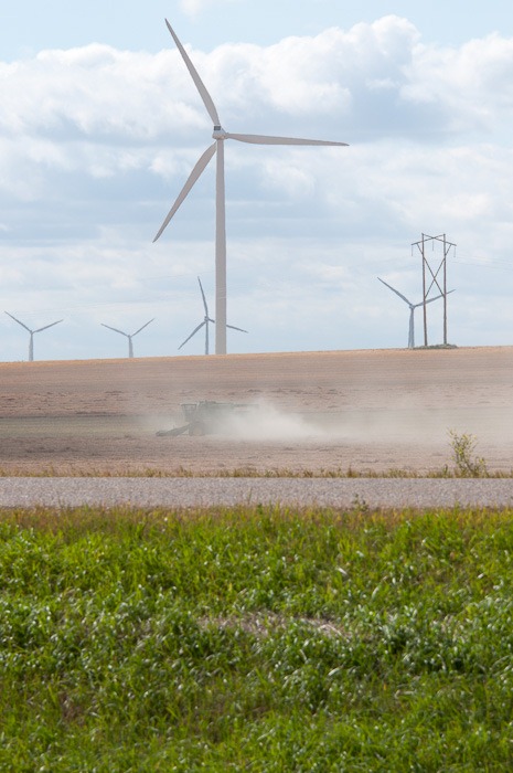 Harvesting, a dusty business Harvesting, a dusty business