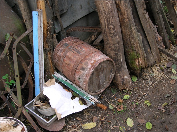 This barrel is not used anymore This barrel is not used anymore