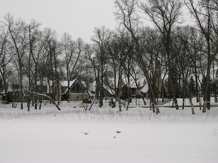 Snow is white Snow is white