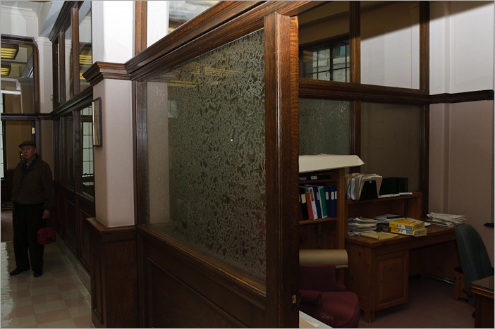 Offices in the original state