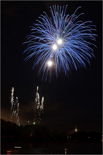 6 seconds is more than enough for a few rockets 6 seconds is more than enough for a few rockets